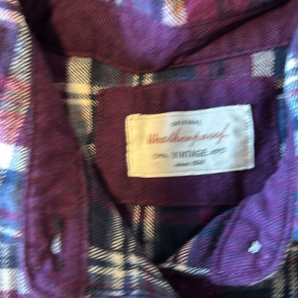 Weatherproof button up - Picture 2 of 6